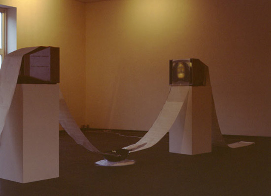 Medienskulptur/-installation