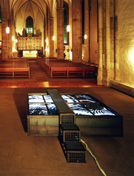 Medienskulptur/-installation